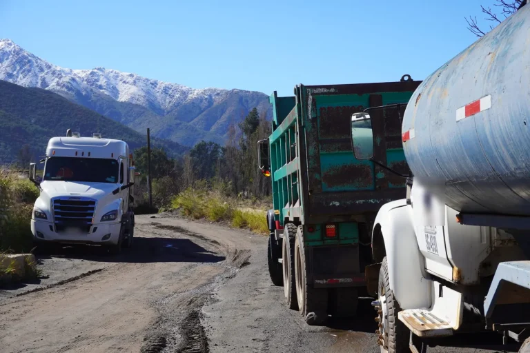 Flota de camiones de Transportes Ingetrans
